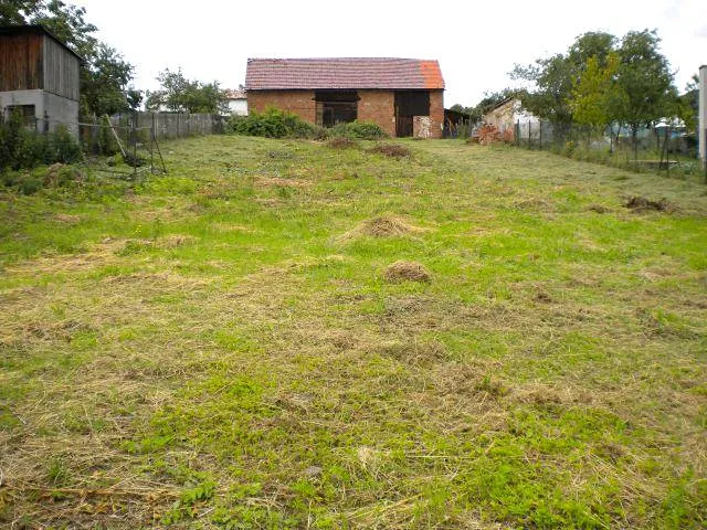 Prodej stavebního pozemku 1336 m²